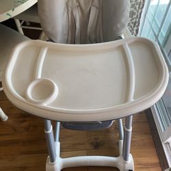 High Chair With Roller GRACO $65.00
