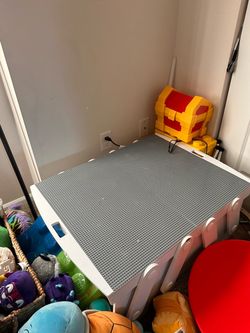 Lego table with legos