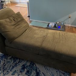 Chaise lounge - FREE with pickup