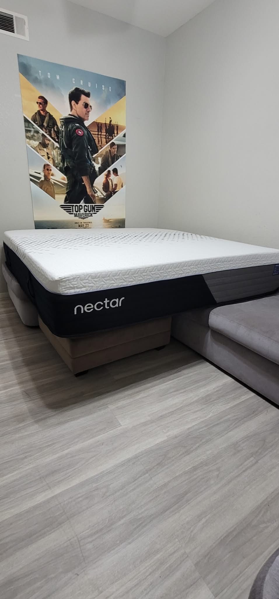 Like New Nectar Luxe Hybrid California King Mattress