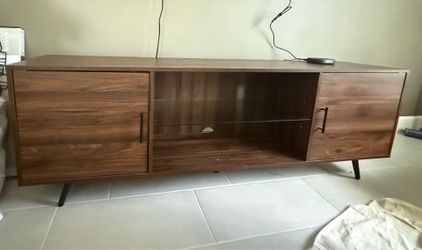 TV stand