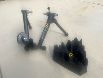 CycleOps Indoor Bike Trainer with Riser Block