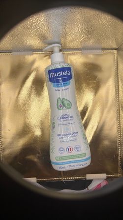 Mustela Gentle Cleansing Gel Hair and Body 750ml without box