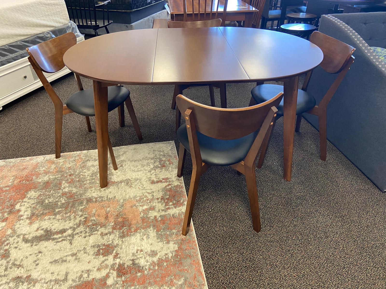 BRAND NEW IN BOX Mid Modern Oval Round Dining Table Set Of 5 w/ Extendable Leaf Mid Century Style B Delivery Available