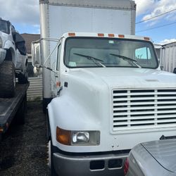 2000 Freight Liner  