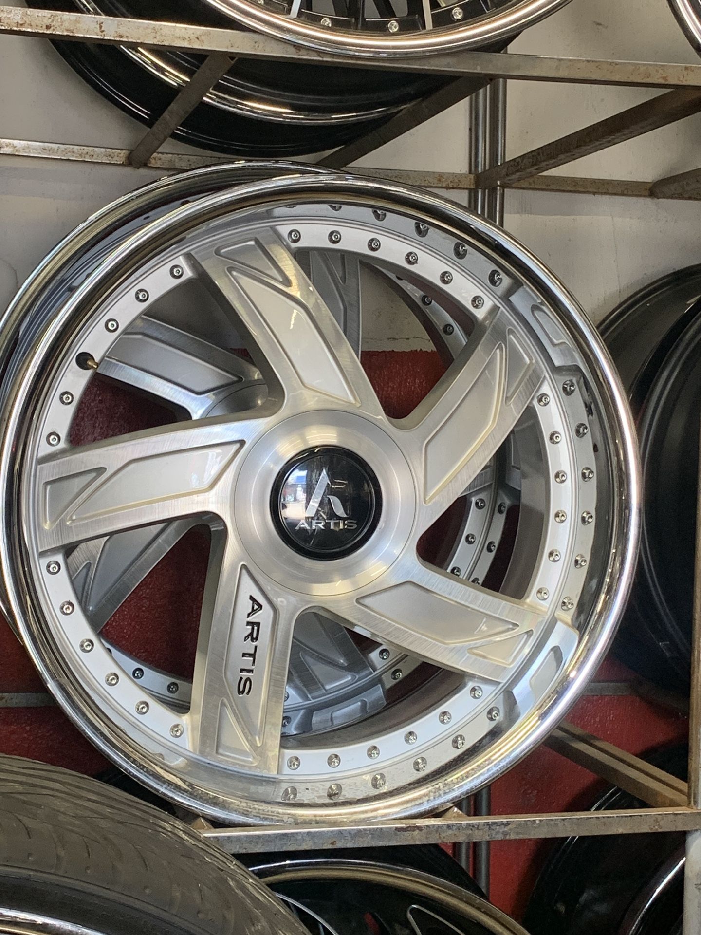 22” Wheeks G Body Regal Ss Imapala $2500