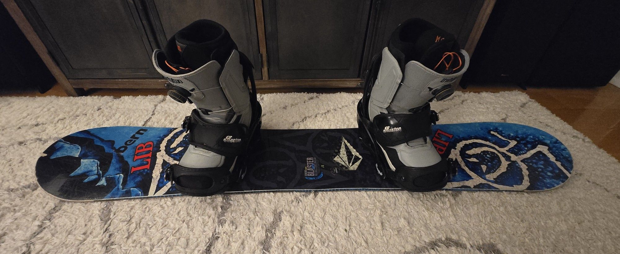140 cm Snowboard, Bindings, Boots Mens 9.5