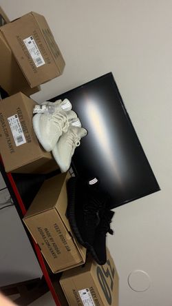 Shoes yezzy