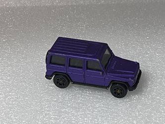 Matchbox 2020 MBX Highway 49/100 - 2015 Mercedes-Benz G 550 (Purple) Mint 1/64