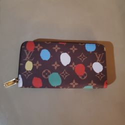 New Cute Zip Wallet with Dots