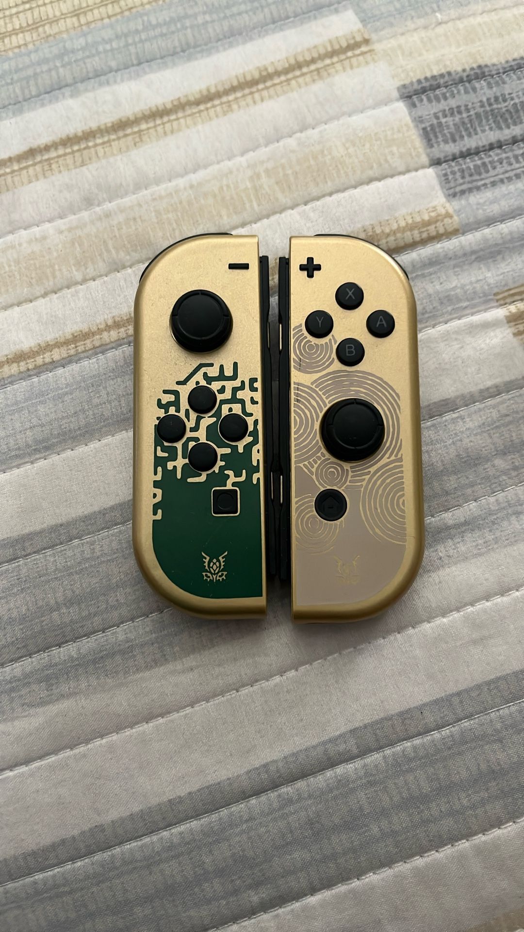 Joy Cons Zelda Controllers