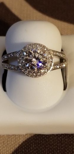 Silver ring.