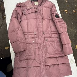 Pink puffer coat with hood (small)