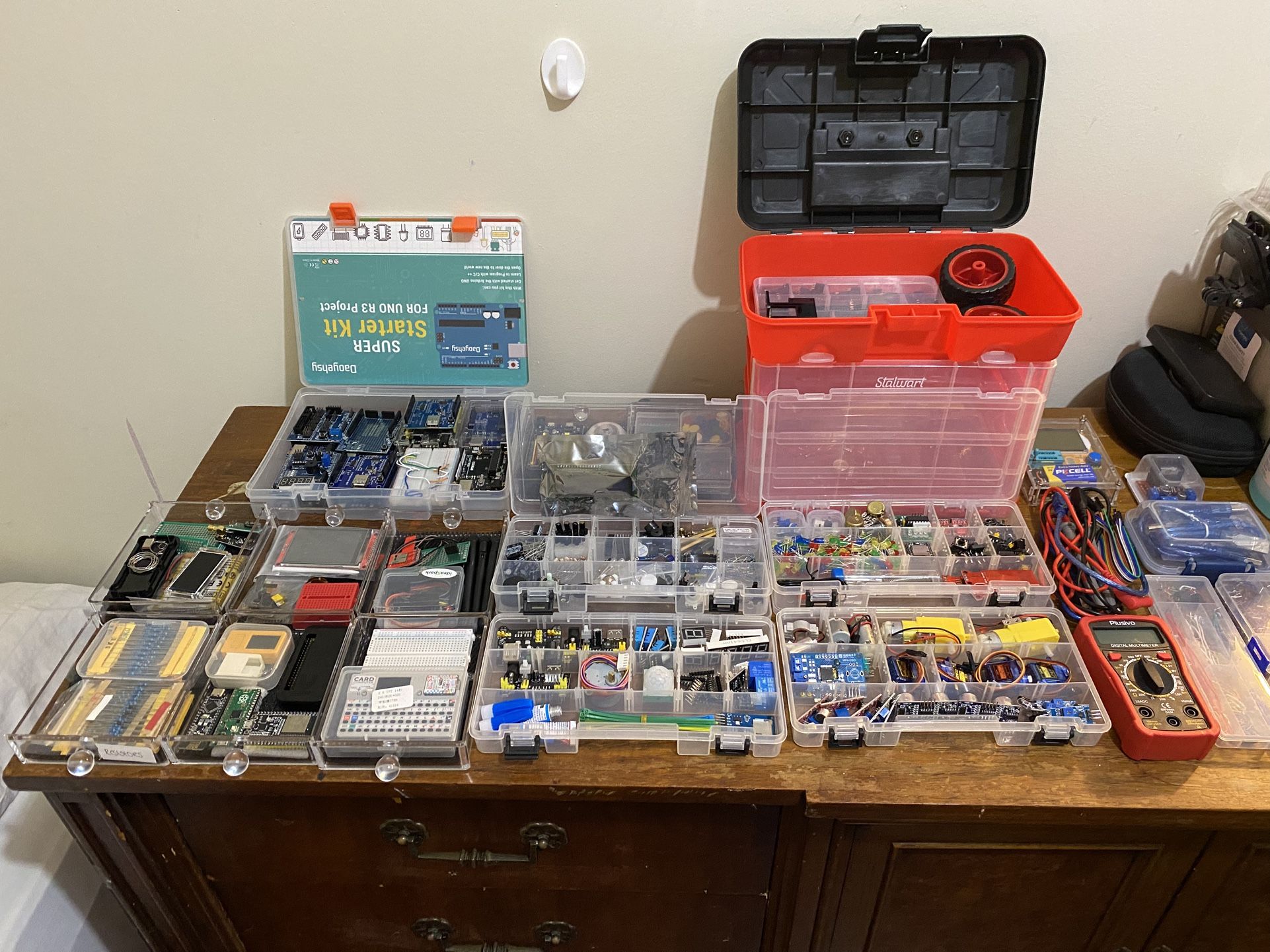 Ultimate Electronics Starter Kit