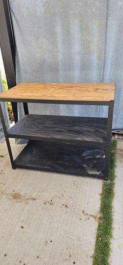 Free  Metal Shelf
