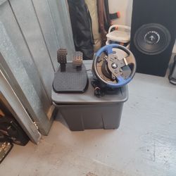 Playstation 4 Steering Wheel Thrust Master