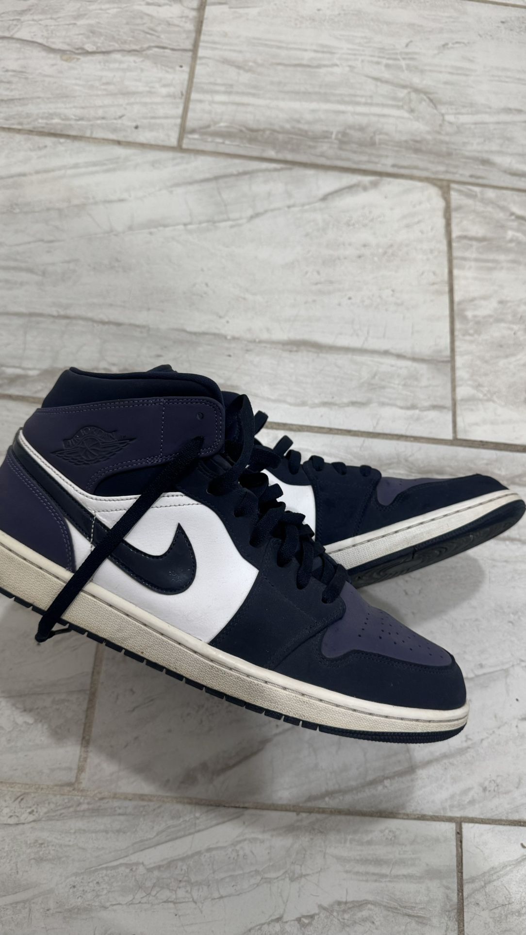 Jordan 1 Mid Sanded Purple 