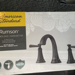  8 in. Widespread 2-Handle Bathroom Faucet in Matte Black