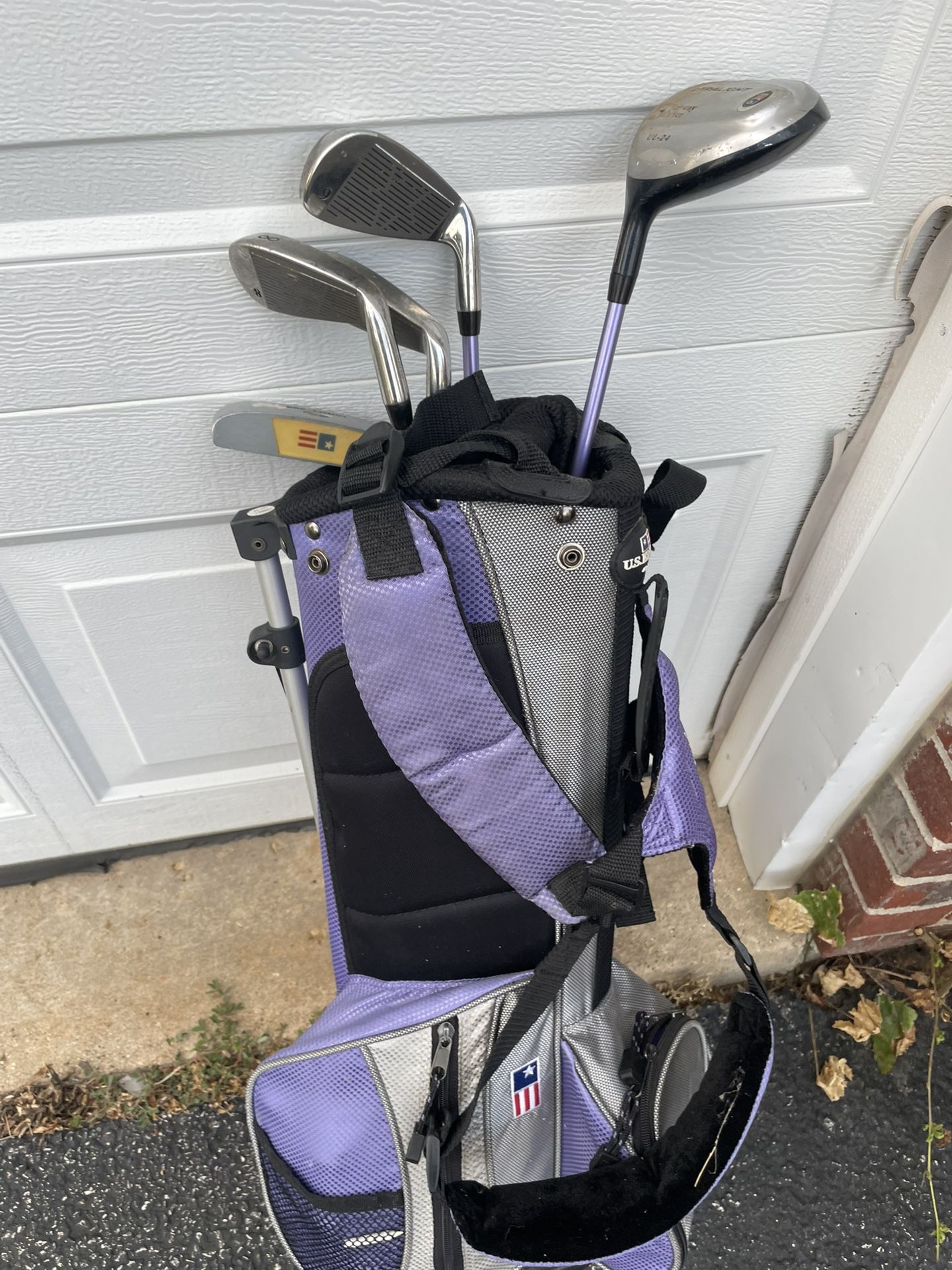 Girls Left Hand Golf Set