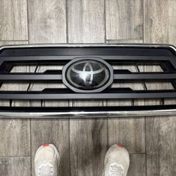 Tacoma 3rd Gen Grille 