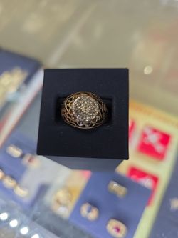 Lady's fashion ring