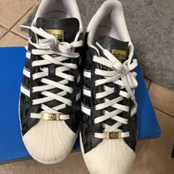 Adidas Superstar Size 12