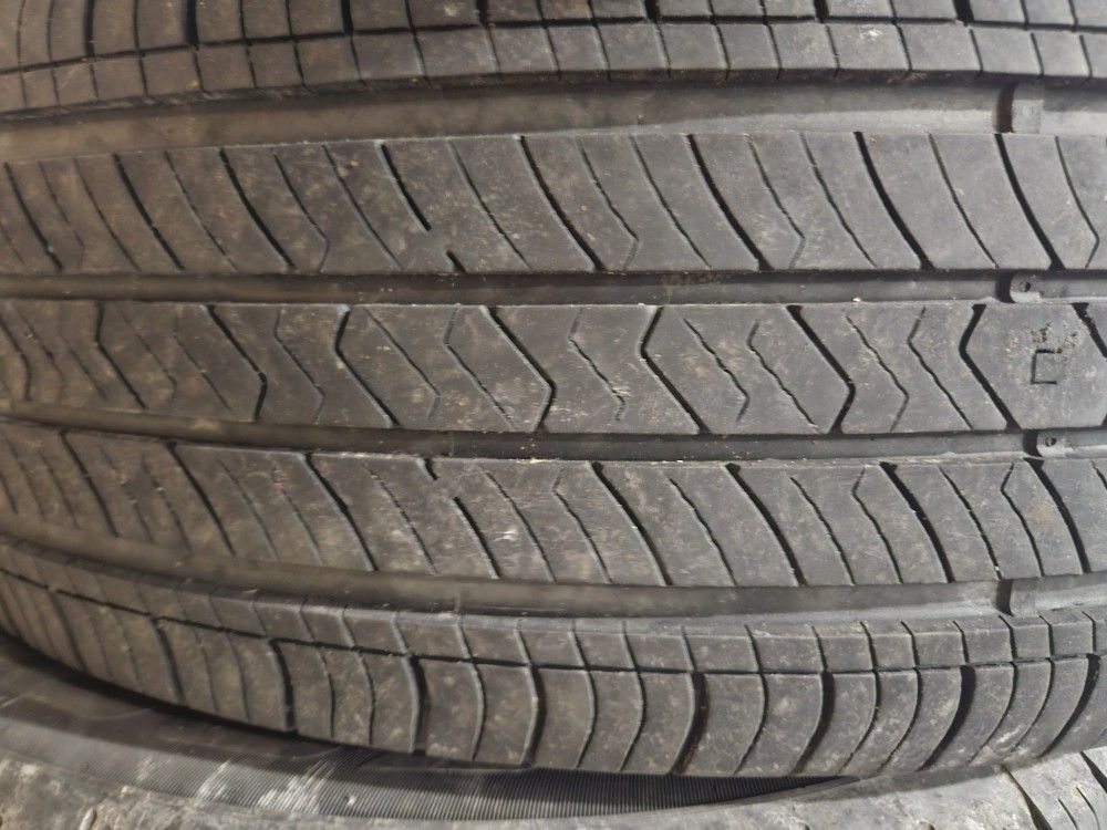 Four 225 65 17 Tires