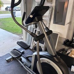NordicTrack Elliptical Commercial 2.0