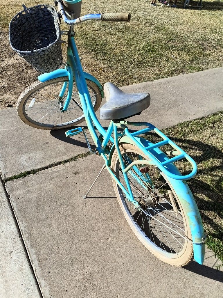 Beach Cruiser Bike