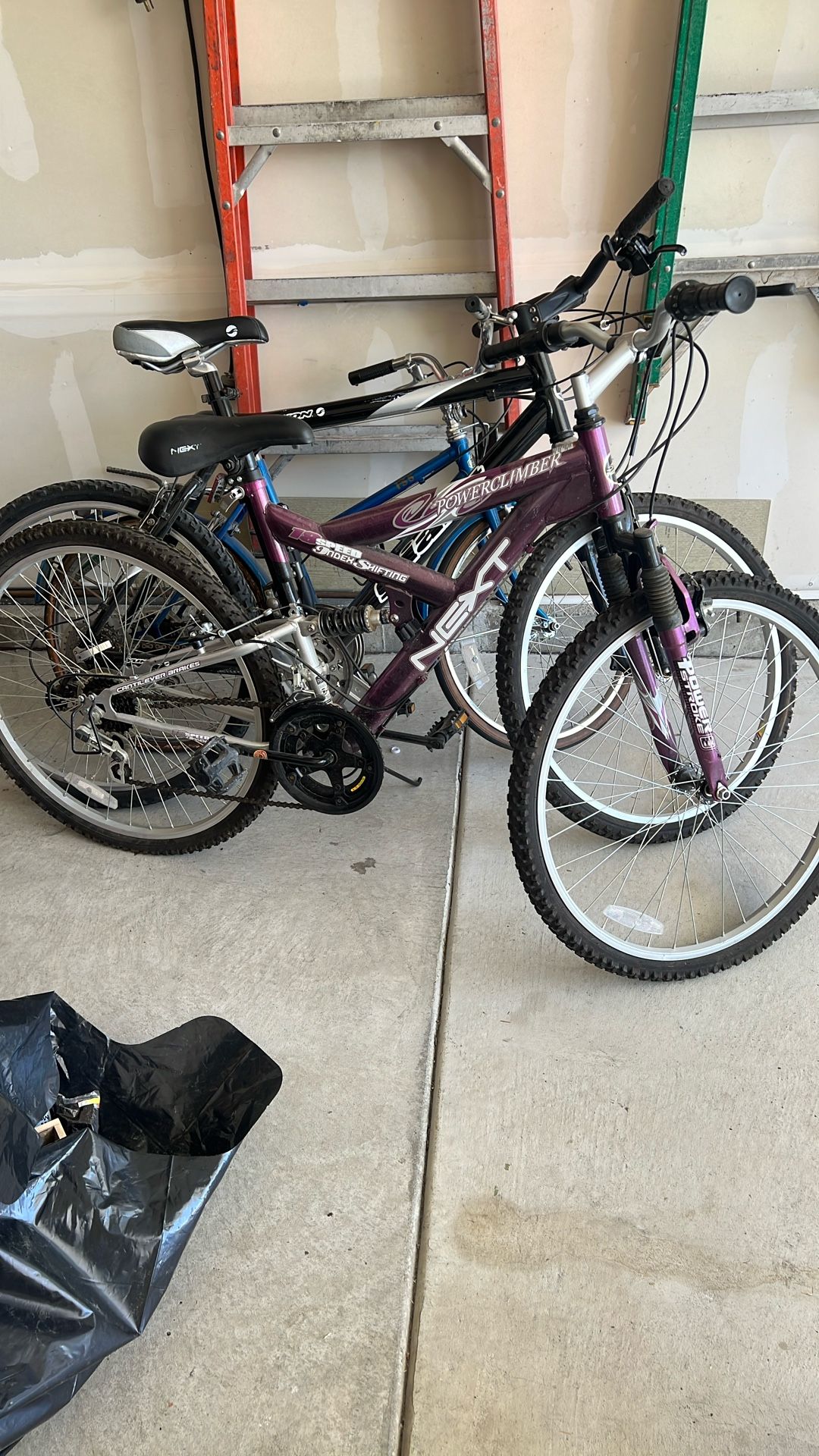 Free Sprit And Other Bikes