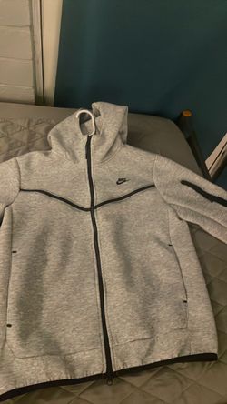 Nike tech size M new