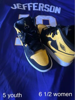 Air Jordan 1 Mid Yellow Toe Sneakers