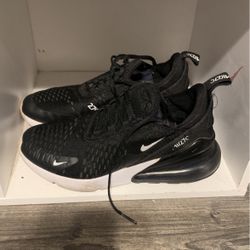 Nike 270