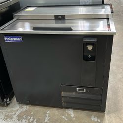Polarman PLM-B50A 49 7/16" Top Loading Bottle Cooler with 2 Sliding Lids & Bottle Opener, Black Exterior 