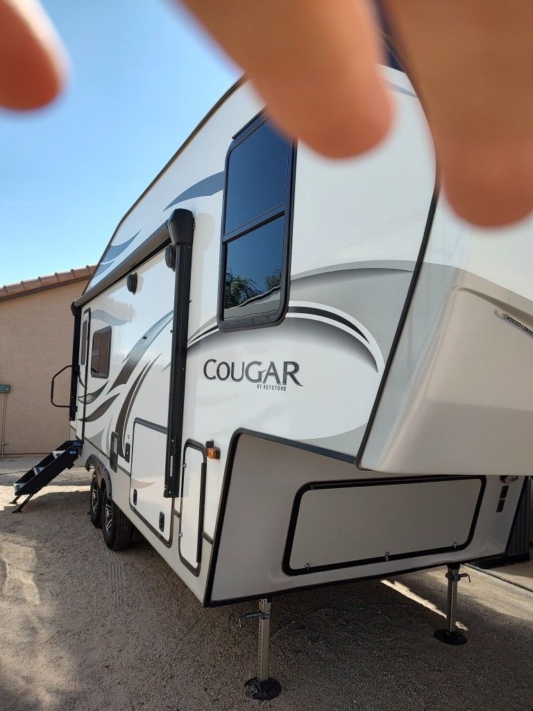 2021 Cougar MLS 5th Wheel
