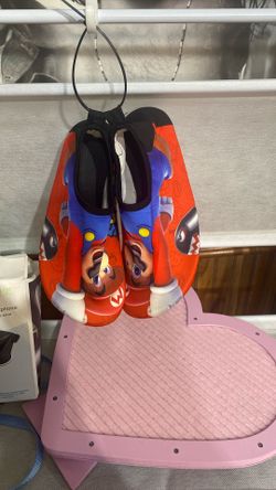 Mario Beach Shoes
