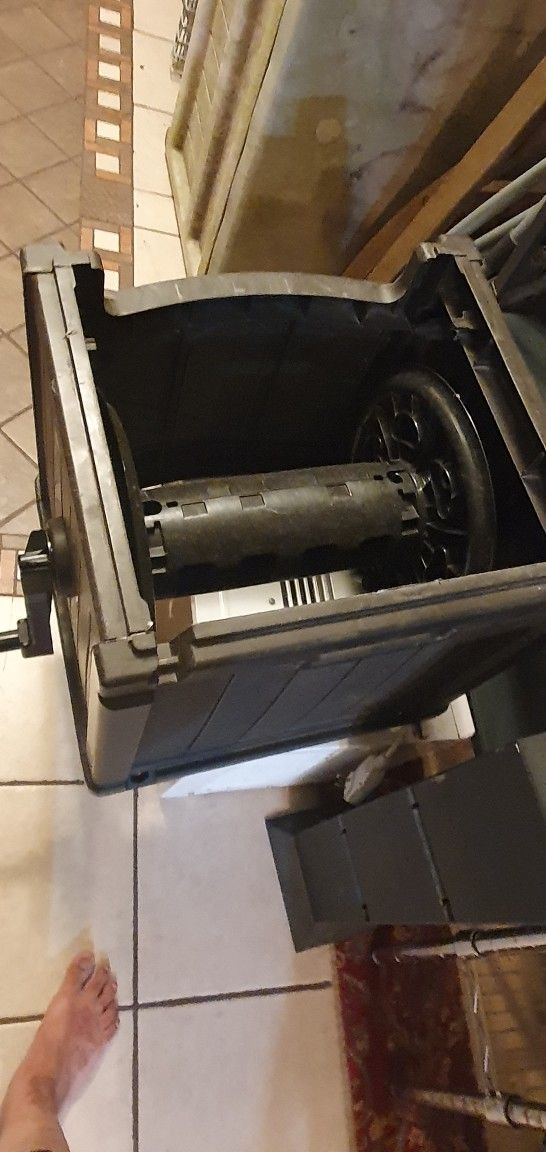 Suncast Water Storage Box