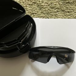 Military eye pro sunglasses aswell as other changeable lenses with a case