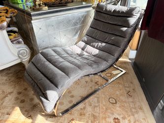 Leather Chase Lounge Chair - OFFER!!!