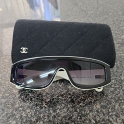 Sunglasses With Case (6057)