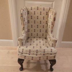 Small Kid-sized Wingback Chair 