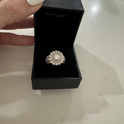 2 carat Diamond engagement ring