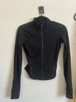 Lululemon mesh back jacket