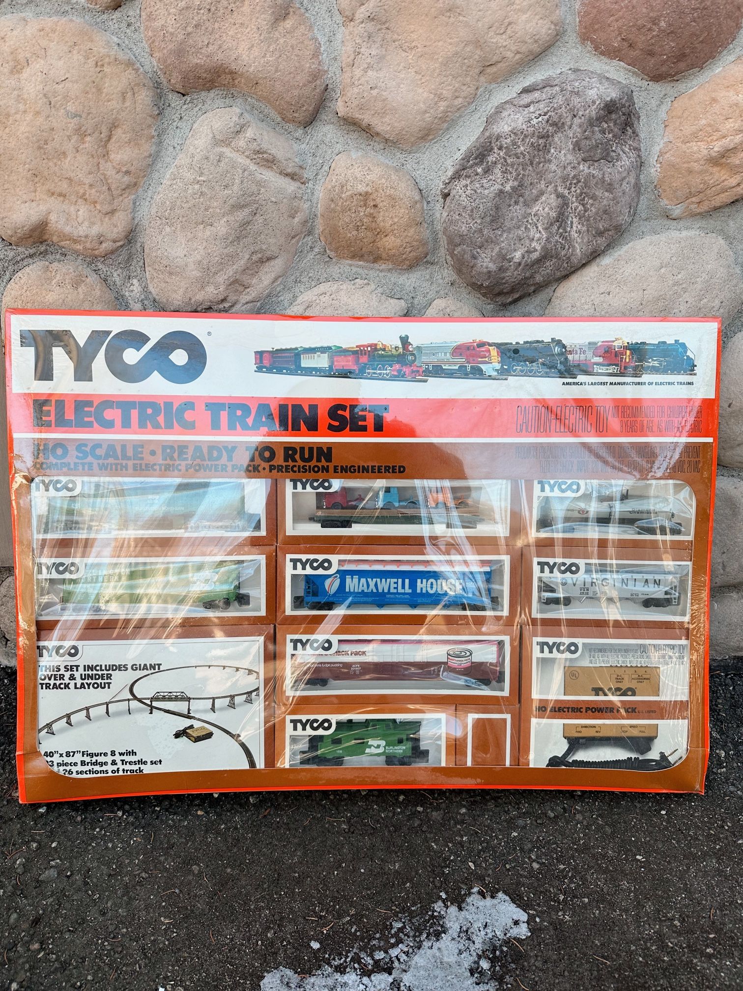 TYCO Electric Train Set