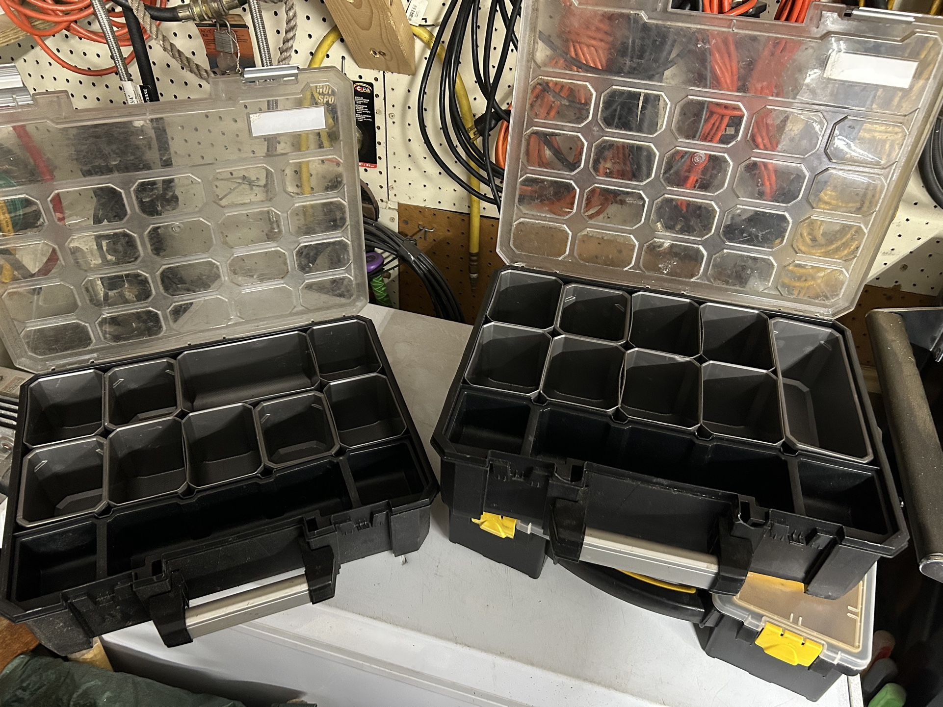 Storage bins