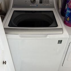 Washer + Dryer Set 