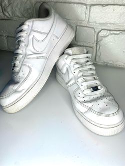 Men’s size 11 Nike Air Force Ones