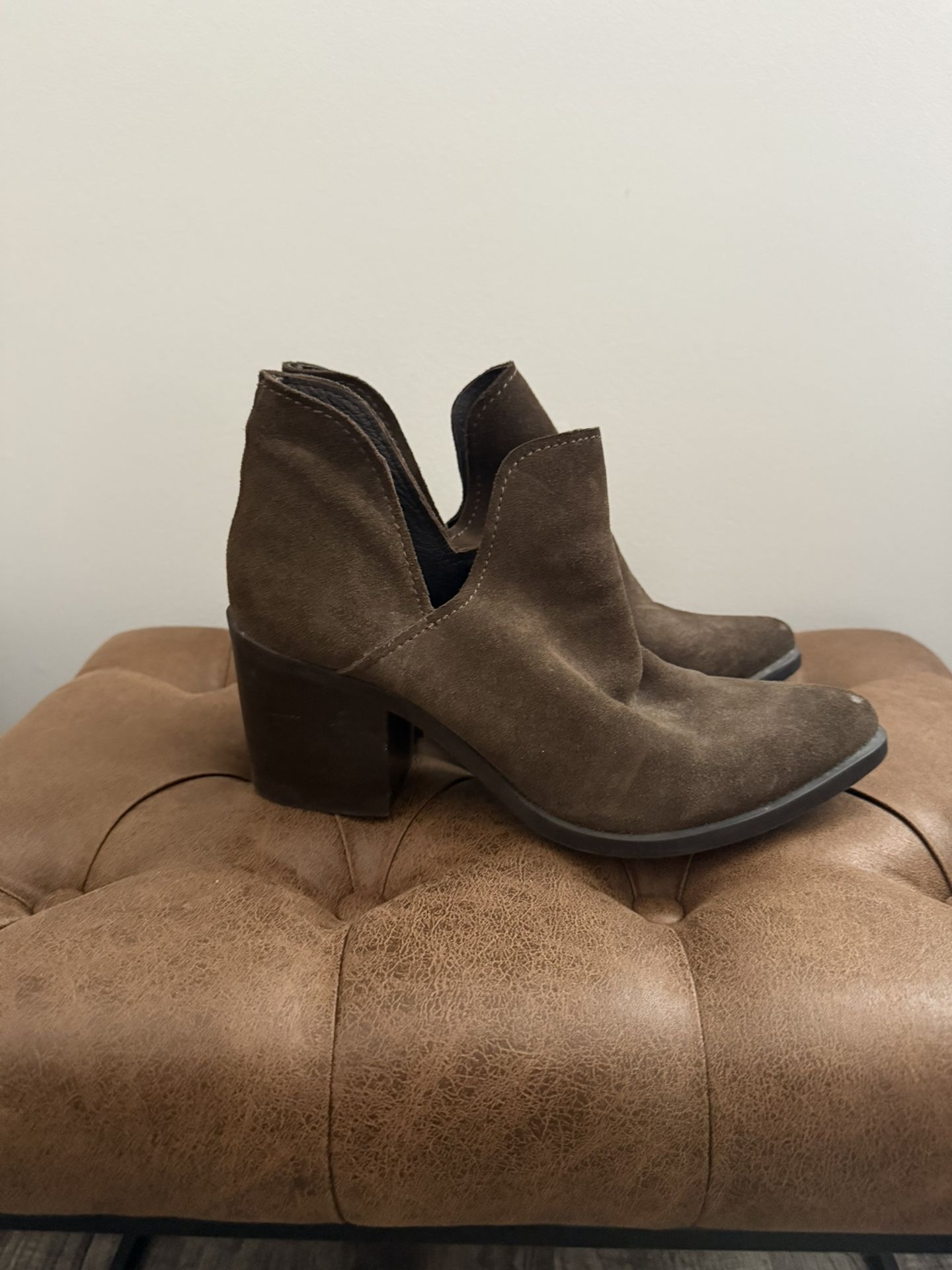 Steve Madden Suede Booties - Women’s 11