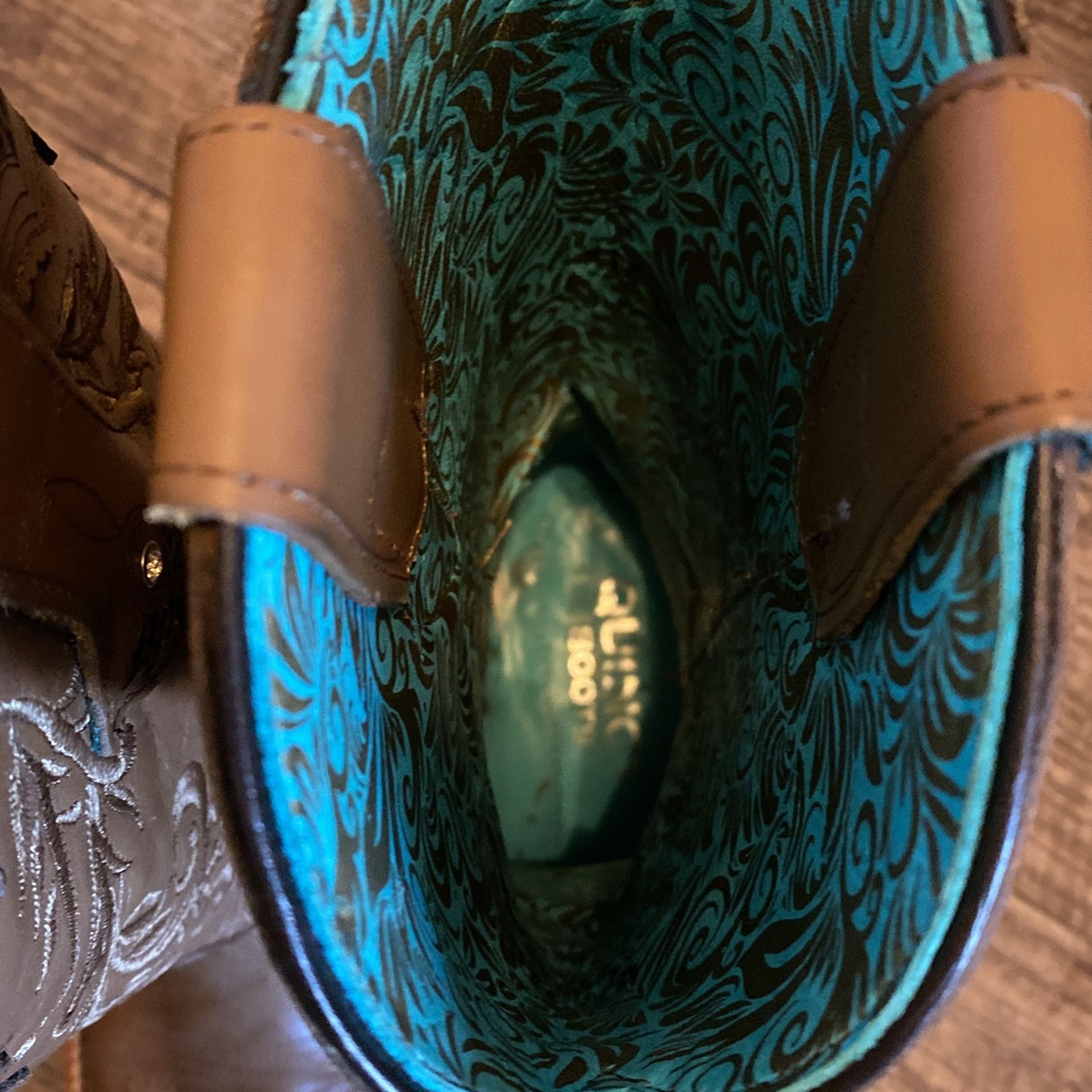 Women’s Boots Size 5 