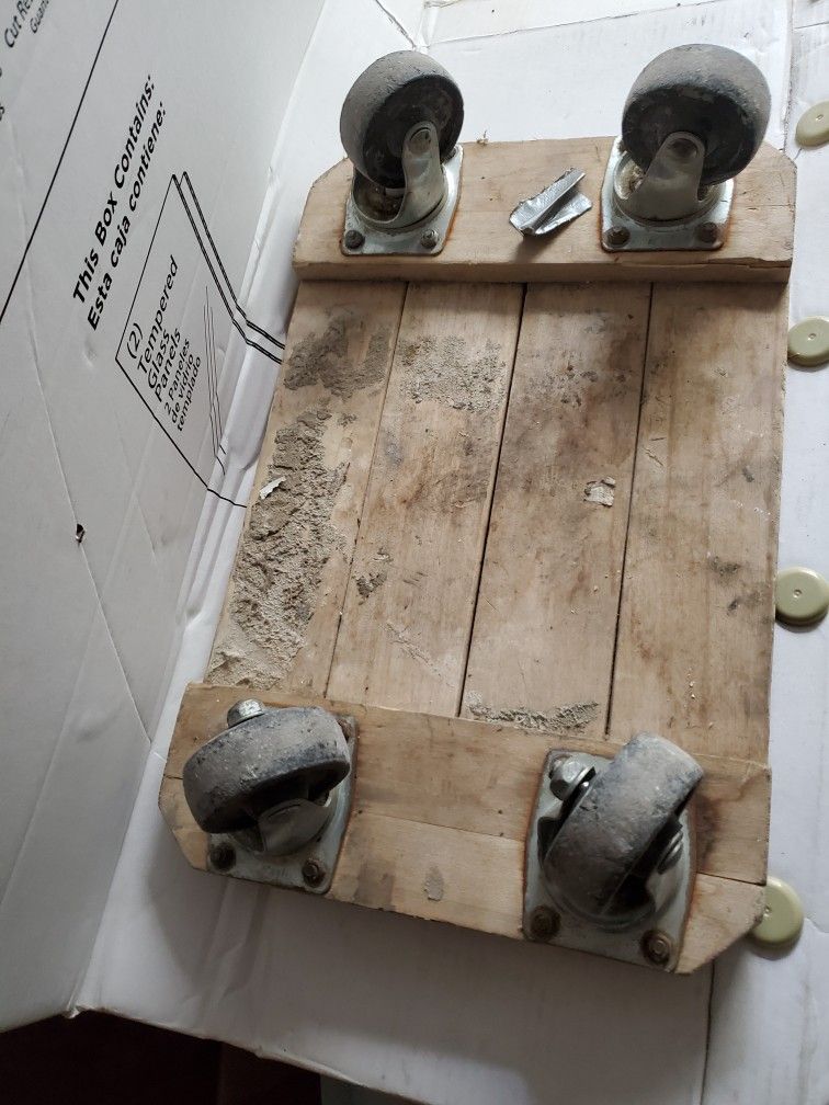 -- Heavy-Duty Wooden Tile Floor Dolly – 400 lbs Capa